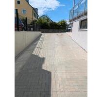 PKW Stellplatz zwischen ZIM-ZOM und Kopfklinik - Würzburg Dürrbachau