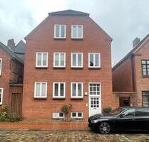 2 Zimmer, Dachgeschoss - 528,00&nbsp;EUR Kaltmiete, ca.&nbsp; 59,46&nbsp;m&sup2; in Rendsburg (PLZ: 24768)