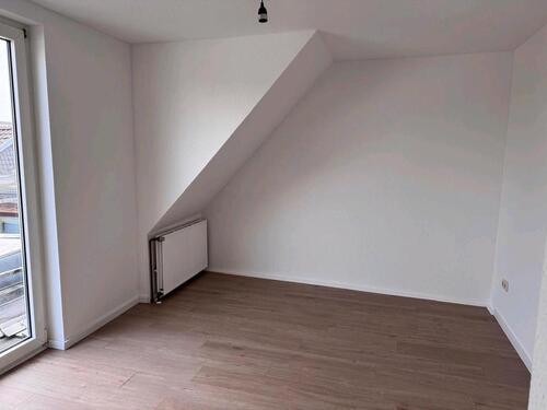 Foto - 2 Zimmer Dachgeschoßwohnung zur Miete in Bedburg