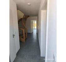 Doppelhaushälfte mit Garten und Garage im Neubaugebiet - Weeze