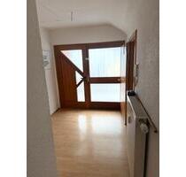 Helle 3-Zimmer-Dachgeschosswohnung mit Einbauküche in Ngt - Heilbronn Frankenbach