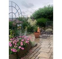 schöne 2-Zimmer- Mietwohnung (teilmöbiliert) mit Terrasse - Wenzenbach