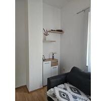 Große 1 Zimmer-Wohnung möbliert, Berlin Reinickendorf für 6 Mon.