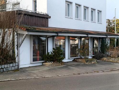 Foto - Friseur Ladenlokal in RT-Ohmenhausen zu vermieten