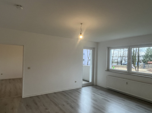 Foto - !!Schnell sein!! *Frisch renoviert* Helle 2-Zimmerwohnung mit BALKON**im ERDGESCHOSS