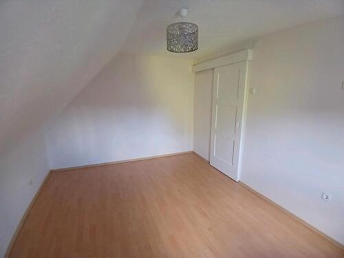 Foto - 12 Zimmer Dachgeschoßwohnung zur Miete in Karlsruhe