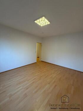 Foto - Gemütliche 2-Zimmer-Wohnung mit Balkon und Küche – frisch renoviert