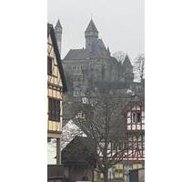 Reihenendhaus mit Schlossblick - 245.000,00&nbsp;EUR Kaufpreis, ca.&nbsp; 105,00&nbsp;m&sup2; in Braunfels (PLZ: 35619)