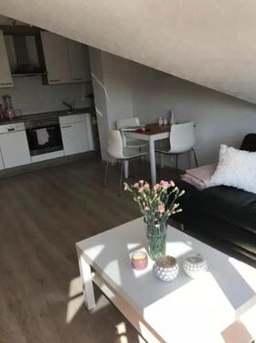 Foto - 2 Zimmer Dachgeschoßwohnung zur Miete in Ellhofen