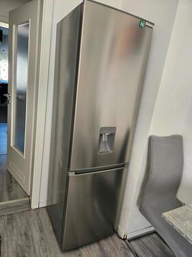 Foto - Fernseher, Kühlschrank und Waschmaschine