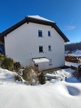 Foto - Helle Dachgeschosswohnung in ruhiger Lage mit Balkon
