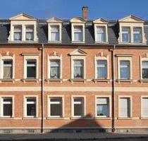 Sehr schöne Wohnung mit großem Balkon, 1.OG, frisch für Sie saniert - Wilkau-Haßlau