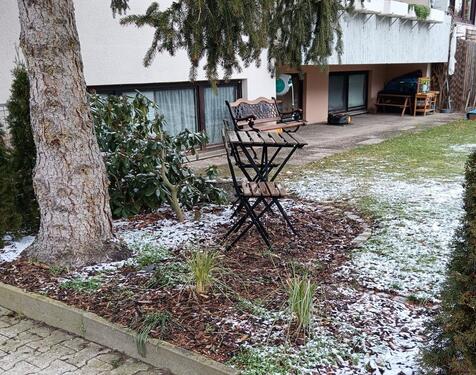 Foto - 50qm - 1 Zi. Souterrainwohnung mit großer Garage vom PRIVAT