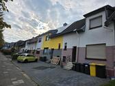 Foto - Haus zu verkaufen - für Handwerker - sanierungsbedürftig