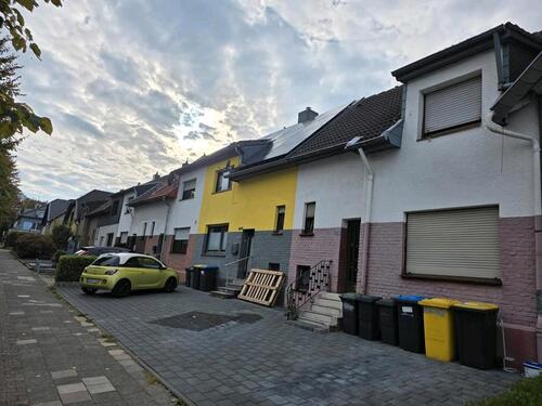 Foto - Haus zu verkaufen - für Handwerker - sanierungsbedürftig