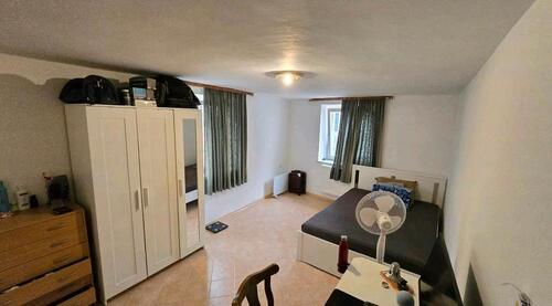 Foto - Zimmer vermieten - 450,00&nbsp;EUR Kaltmiete, ca.&nbsp; 40,00&nbsp;m&sup2;