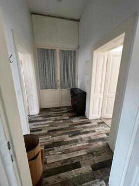 Foto - Helle Altbauwohnung imMehfamilienhaus im Wiesbadener Westend