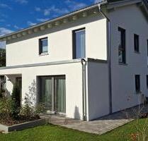 Einfamilienhaus - neuwertig, exklusiv, durchdacht - Ostrach