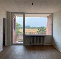 Singles aufgepasst: teilsanierte 1-Zimmer-Wohnung mit Abstellkammer und Balkon! - Frankfurt am Main Nord-West