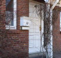 Doppelhaushälfte mit Garten und Garage in Brieselang zu vermieten