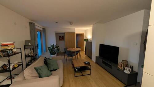 Foto - Charmante 2,5-Zi. Energiesparwohnung mit EBK, Terrasse u. Carport