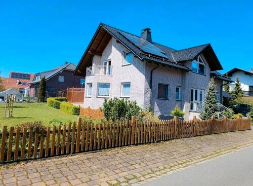 Foto - Einfamilienhaus in Peckelsheim - 349.000,00&nbsp;EUR Kaufpreis, ca.&nbsp; 196,00&nbsp;m&sup2;