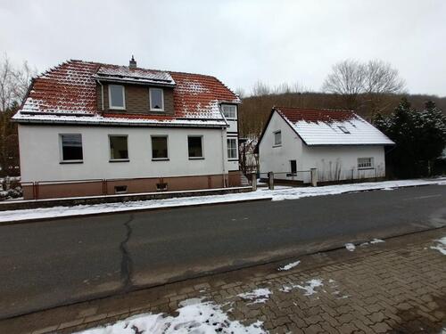 Foto - Zwei Häuser auf einem Grundstück in SteinaBad Sachsa