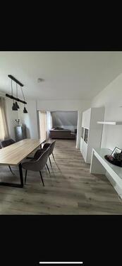 Foto - Großzügige Wohnung mit Ausbachmöglichkeit