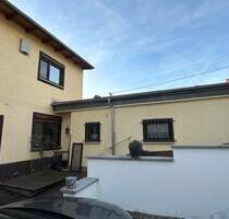 4-Zimmer Doppelhaushälfte in Ortsrandlage, Kloppenheim, ca. 91qm - Wiesbaden Bierstadt