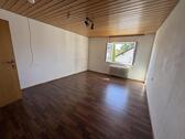Foto - Dachgeschoßwohnung in Erkenbrechtsweiler zur Miete