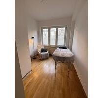 Heller Praxisraum mit eigener Dusche im Herzen Münchens (Stachus)