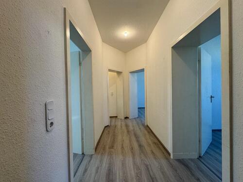 Foto - Erdgeschosswohnung mit modernem Bad und Küche
