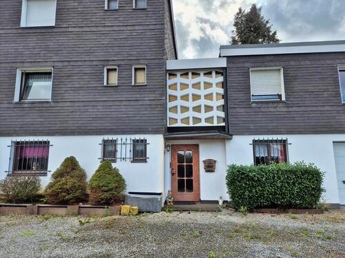 Foto - Haus zu vermieten - 2.300,00 EUR Kaltmiete,