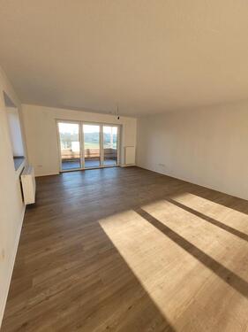 Foto - Große Wohnung mit Ausblick! - 1.150,00 EUR Kaltmiete, ca.  101,00 m²
