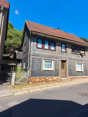 Foto - Einfamilienhaus - 32.000,00&nbsp;EUR Kaufpreis, ca.&nbsp; 150,00&nbsp;m&sup2;