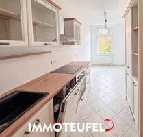ERSTBEZUG nach Renovierung: 2-Raum-Wohnung mit Balkon, Stellplatz im Innenhof und Einbauküche !!! - Chemnitz Bernsdorf