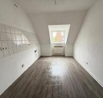Frisch renovierte 3-Zimmer-Dachgeschosswohnung in ruhiger Lage von Gelsenkirchen-Erle | ca. 67 m²