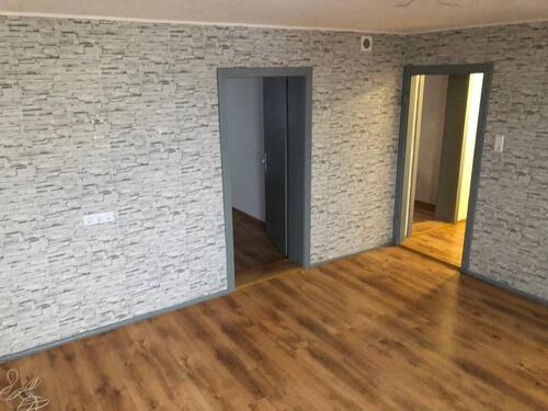 Foto - Großzügig geschnittene 3 Zi-Wohnung mit Badewanne