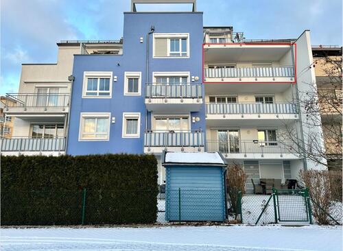 Foto - *zentral in Germering, moderne 3 Zi Whg, ca. 112 m², EBK, großer Balkon, Keller, TG Stellplatz