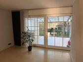 Foto - Helle 3,5-Zimmer-EG-Wohnung mit Garten, Terrasse & Doppelgarage