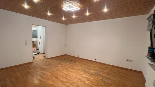 Foto - 2 Zimmer Wohnung 950€ Warm - 950,00&nbsp;EUR Kaltmiete, ca.&nbsp; 75,00&nbsp;m&sup2;