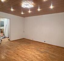 2 Zimmer Wohnung 950€ Warm - 950,00&nbsp;EUR Kaltmiete, ca.&nbsp; 75,00&nbsp;m&sup2; in Schwaigern (PLZ: 74193)