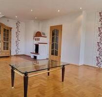 Schöne 3-Zimmer-Wohnung mit gehobener Innenausstattung mit Balkon - Melsungen