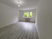 Foto - Frisch renovierte 2 Zimmer Wohnung mit Balkon in Saarbrücken