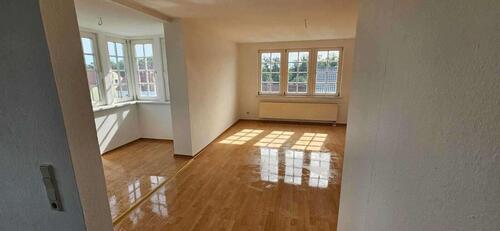 Foto - Lichtdurchflutete 3-Raum-Maisonette-Wohnung mit Loggia und Stellplatz zu vermieten
