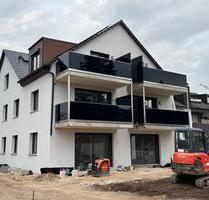 5 Zimmer Wohnung- Haus im Haus - großer Terrasse und Gartenanteil - Nürnberg Falkenheim