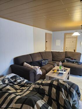 Foto - Helle und geräumige Souterrainwohnung ab dem 01.04. zu vermieten