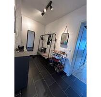 UNTERMIETE Möblierte 2-Zimmer Wohnung mit Balkon in Mannheim