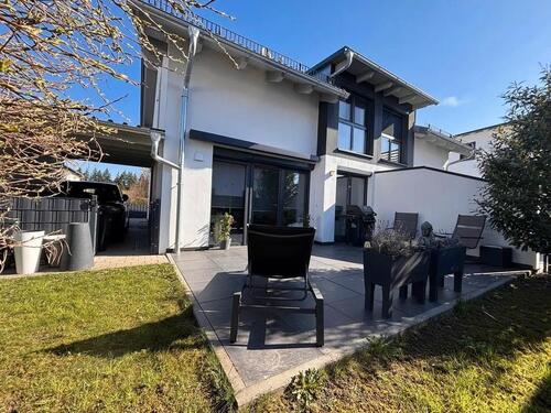 Foto - Neuwertiges, familienfreundliches Traumhaus in Waldkraiburg – Ein