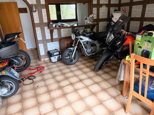 Foto - motorrad winterstellplatz, trocken stellplatz motorrad